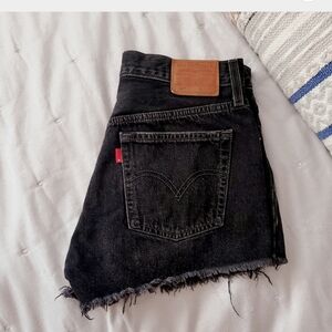 LEVIS 501® Original High Rise Distressed Fringe Charcoal Black Wash  Shorts
